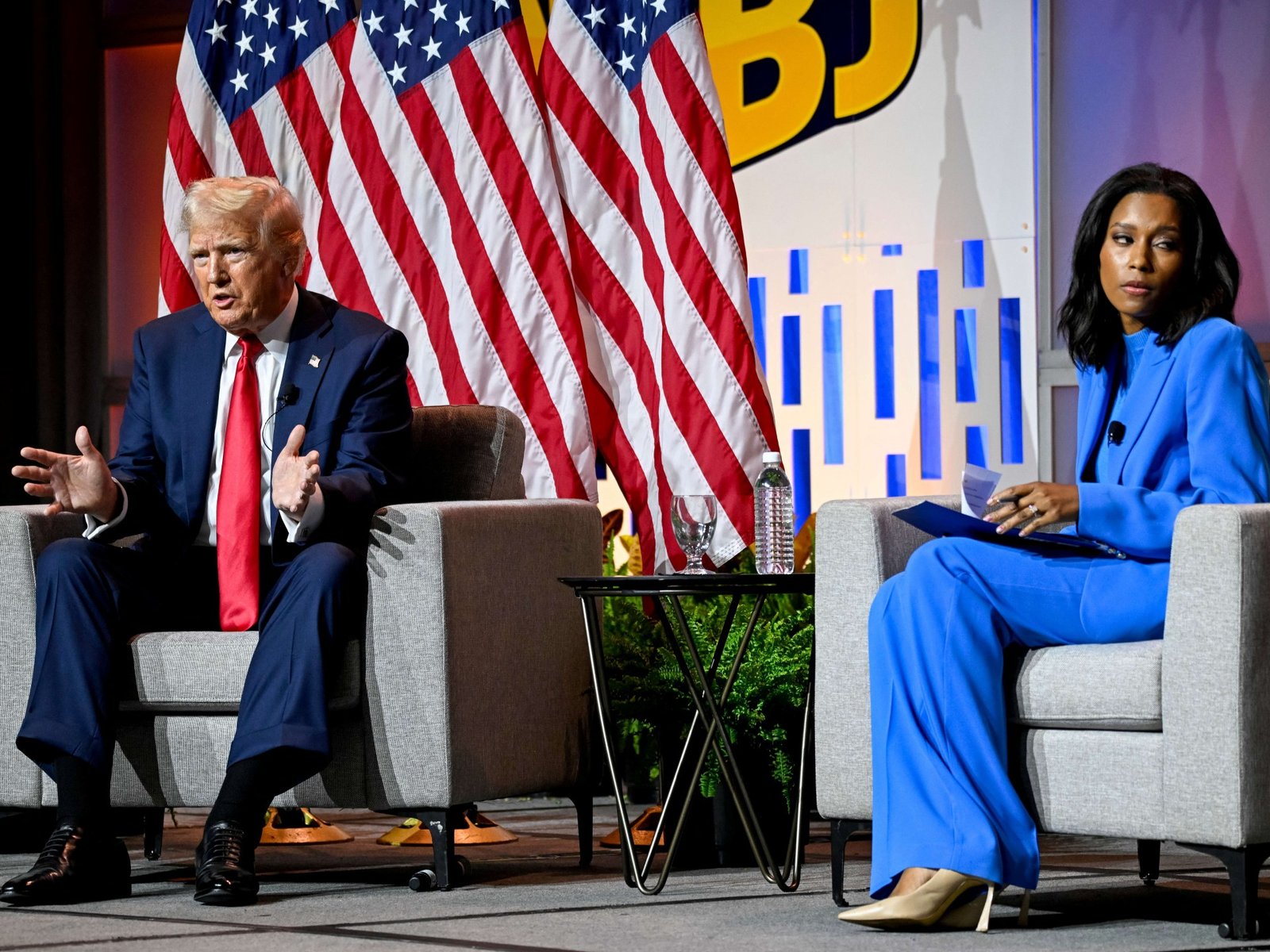 Investigating the Surge: How Did Black Wages Change During Trump’s Presidency?